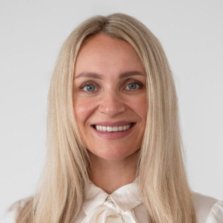 Úvod: holikova new